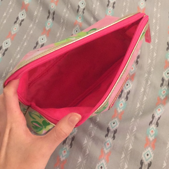 *BOGO 50%*Lilly Pulitzer Estee Lauder makeup bag - Picture 5 of 5
